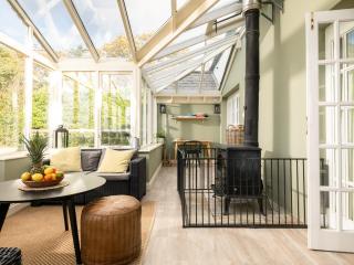 Danehurst Cottage - Sway - 0