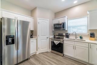 Modern Luxury NEW BUILT Duplex in Pensacola EV charger - Pensacola - 5