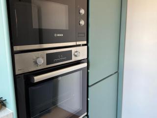 Grand T4 lumineux avec balcon traversant - 3 chambres, vue dégagée - parking privée - métro 5 min - proche centre ville - Tolosa - 3