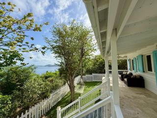 Amazing Views, Stunning Pool, Eco-Luxury Getaway - Dove Cottage - 9