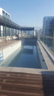 Excelente ubicación en las condes, muy cercano a metro y centros comerciales - Santiago - 1