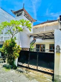 Bumbak Apartment Upstairs Fully Furnished 52M2 - 9