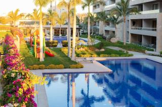 Loft con balcón privado, estacionamiento gratis - Un oasis en Los Cabos - Cabo San Lucas - 0