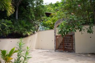 Affordable, Private Cottage with a Pool, WIFI and AC - Coral Bay - 7