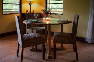 Affordable, Private Cottage with a Pool, WIFI and AC - Coral Bay - 6