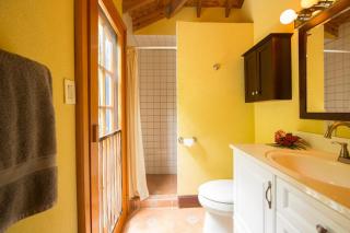 Affordable, Private Cottage with a Pool, WIFI and AC - Coral Bay - 2