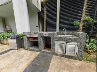 Meridin Sovo Couple Cozy Retreat Netflix BySTAY - 9