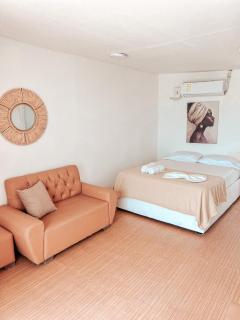 Margarita's Beach Club - - 4
