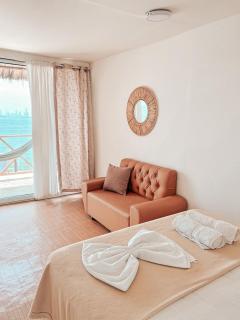 Margarita's Beach Club - - 3