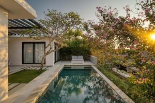 Prasana Villas by Arjani Resorts - 5