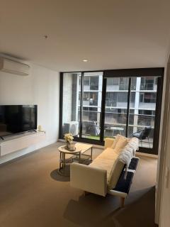 Stunning Melbourne City Views & Relaxing Poolside - Melbourne - 0