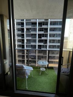 Stunning Melbourne City Views & Relaxing Poolside - Melbourne - 2