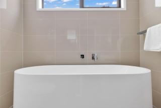 Waves - Luxury 3 Bedroom Apartment Special Offer - Huskisson - 3
