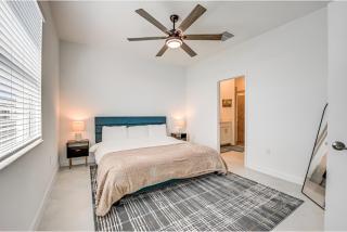 Beautiful 3 bed 2 bath pool & lake view 10 min from beaches - Englewood - 7