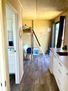 ACHI402 - ACHILLES MODERN ESCAPE - Whangamata - 2