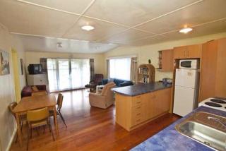 AICK202 - Aickin Classic Kiwi - Whangamata - 7