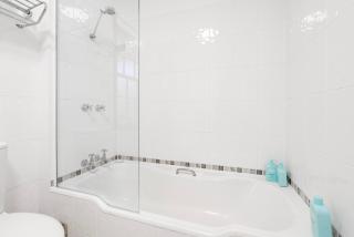 Magnolia on Colville - Historic Riverside Elegance - Hobart - 4