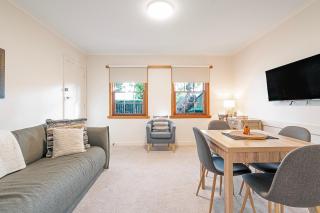 Magnolia on Colville - Historic Riverside Elegance - Hobart - 9