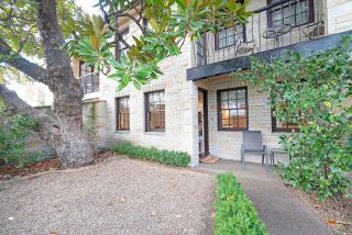 Magnolia on Colville - Historic Riverside Elegance - Hobart - 6