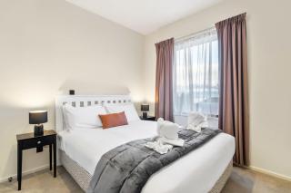 Elegant Foundations Cozy 2BR Retreat - 9