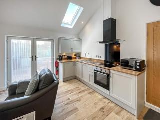 Wyn Shiels Hide Away - Ainstable - 5
