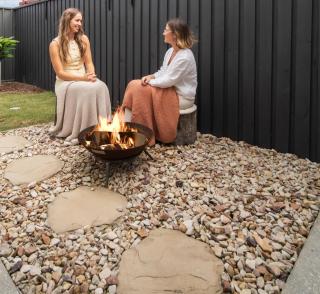 Bluebird Villa - 3min Stroll to Bokarina Beach - 3