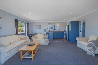 HAMP107A - Hampton Retreat - Whangamata - 2