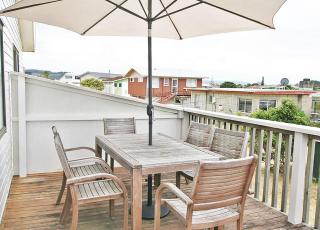 HINE110 - Whangamata by the Beach - Whangamata - 2