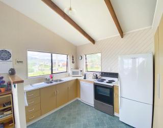 HINE110 - Whangamata by the Beach - Whangamata - 3