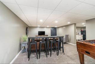 Large Family Home, Sleeps 12, Handicap Accessible, Long Term Stays Welcome - 3