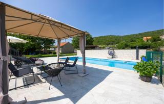 Pet Friendly Home In Krstatice - Krstatice - 2