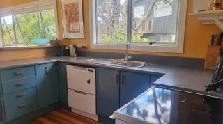 MARY326A - The Ultimate Kiwi Bach - Whangamata - 3