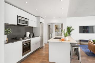 Iconic Vancouver Views Modern 2BR in the Sky - Vancouver - 5