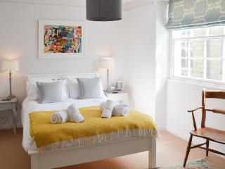 33 Chapel Street - Penzance - 7