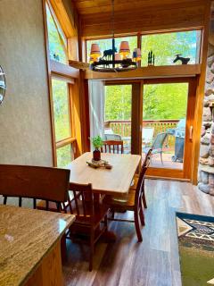 Charming Lutsen Mountain Townhome with Pool Access - Lutsen - 3