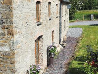 Mill Cottage - Llanybri - 2