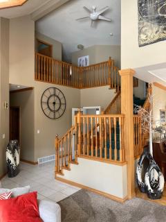 The HI-Mark House - Hot tub,AC,Pool table, Pool May2026 - Sicamous - 1