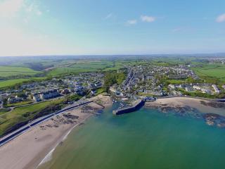 Quay Side - Baie de Cemaes - 0