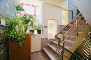 Nature Retreat new shimla #city centre #near to mall road #private parking #Balcony view - 8