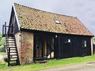 The Granary - E3669 - Saxtead - 0
