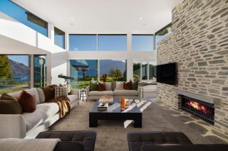 Oraka Lakeside Retreat by Sotheby's Luxury Rental Homes - 5