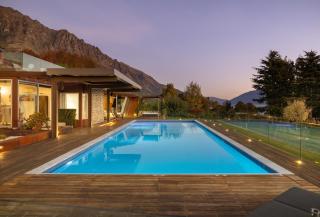 Oraka Lakeside Retreat by Sotheby's Luxury Rental Homes - - 9