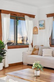 Peppy View Beach House, Ocean Views and Family Fun - Capel - 2