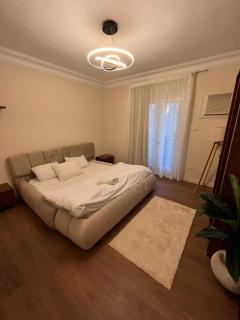 Zamalek Costa large balcony 2BR - Kairo - 3