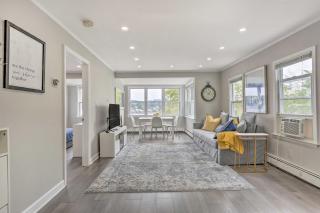 Cozy Lakefront House with a private dock and lake - Hopatcong - 0