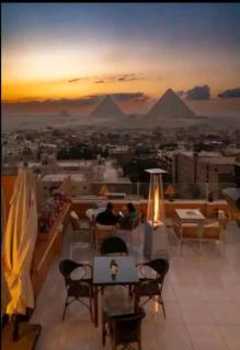 Sunset Of Thebs Pyramids View - Il Cairo - 9