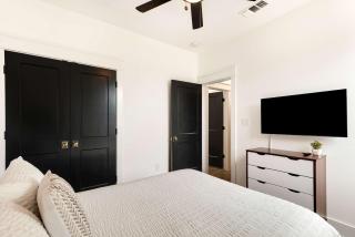 Charming and Light-Filled 3BR 2BA Getaway - Lexington - 5