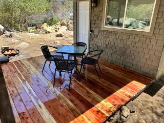 The Sequoia Hut! - Three Rivers - 1