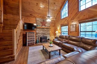 Modern Luxe 3BR Cabin with Hot Tub & Firepit - 2