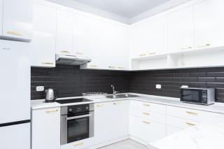Modern 2-Bedroom Stay in Central Yerevan - Erevan - 8